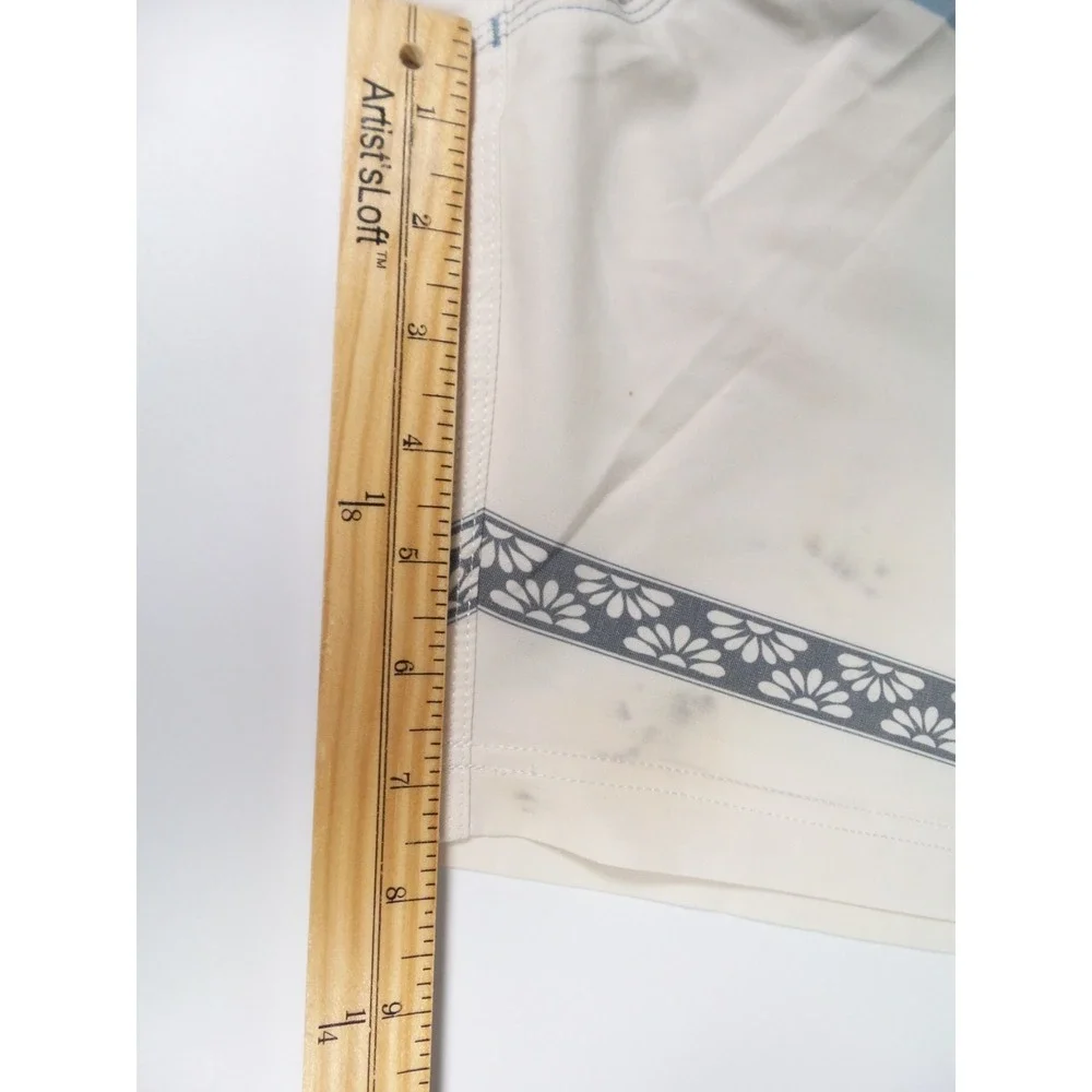 Vissla Shorts Mens Size 32‎ Beige Boardshorts Drawstring Pockets Stretch Blemish